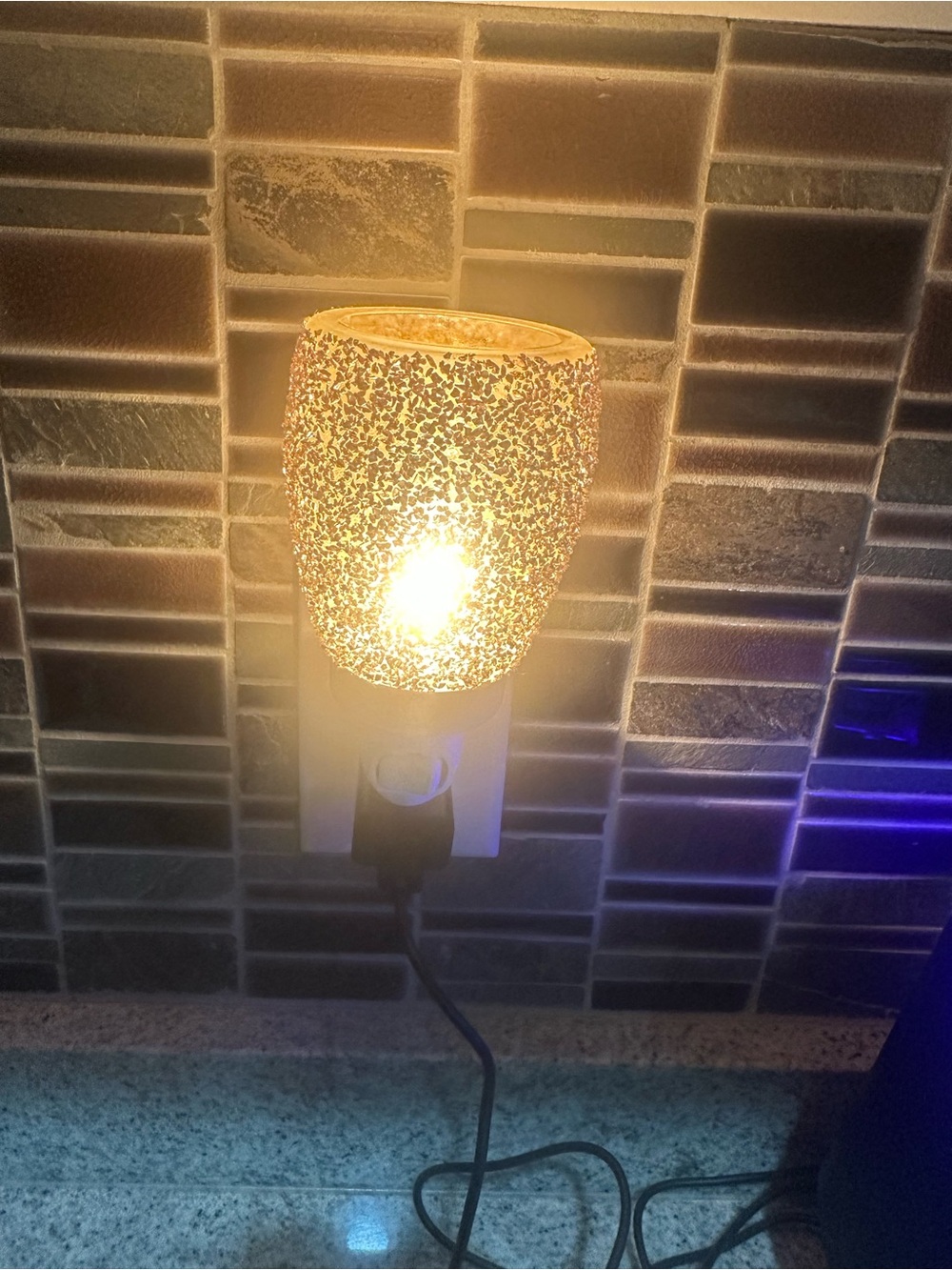 Scentsy Rose Gold Glitter Plug-In Warmer
